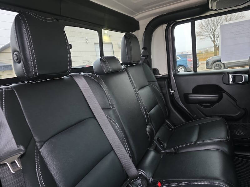 2020 Jeep Gladiator Sport S