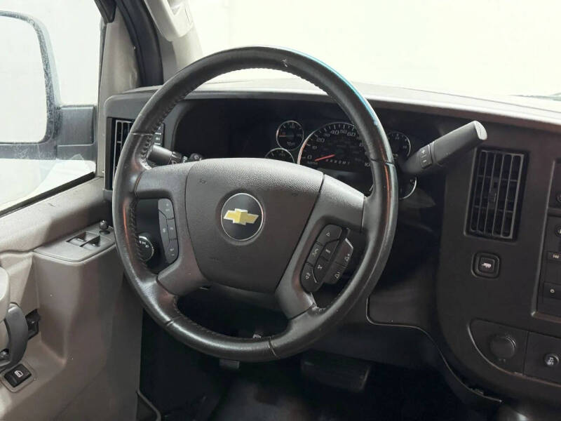 2023 Chevrolet Express LS 3500