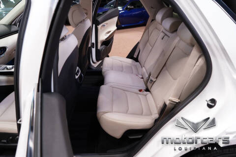 2022 Genesis GV70 2.5T Standard