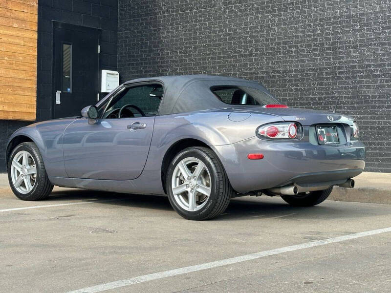 2006 Mazda MX-5 Miata Touring