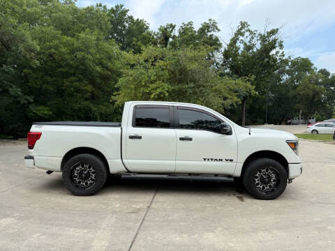 2018 Nissan Titan SV