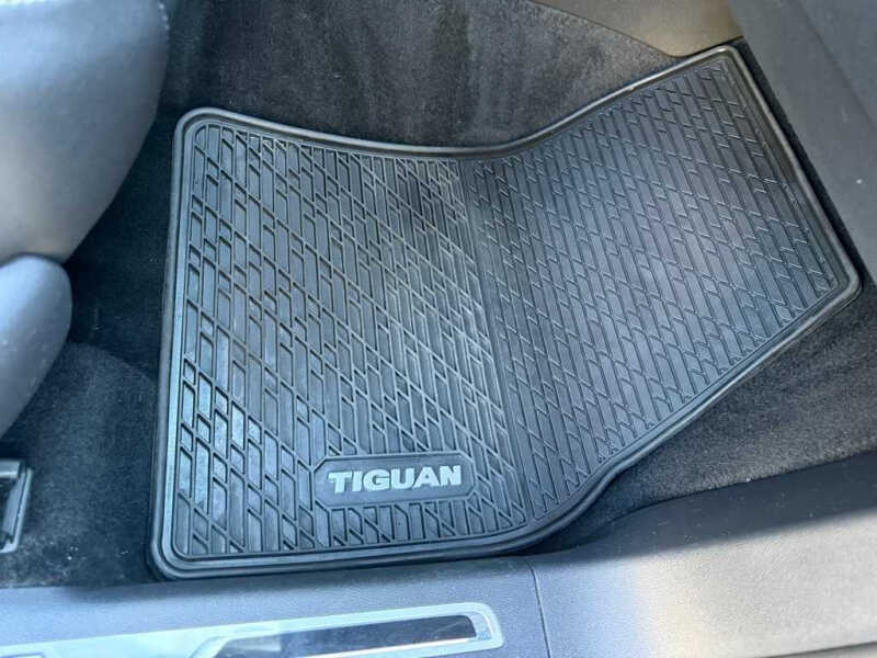 2023 Volkswagen Tiguan SE R-Line Black 4Motion