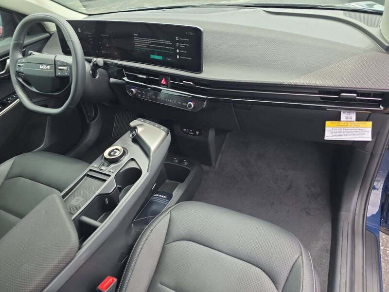 2026 Kia EV6 Wind