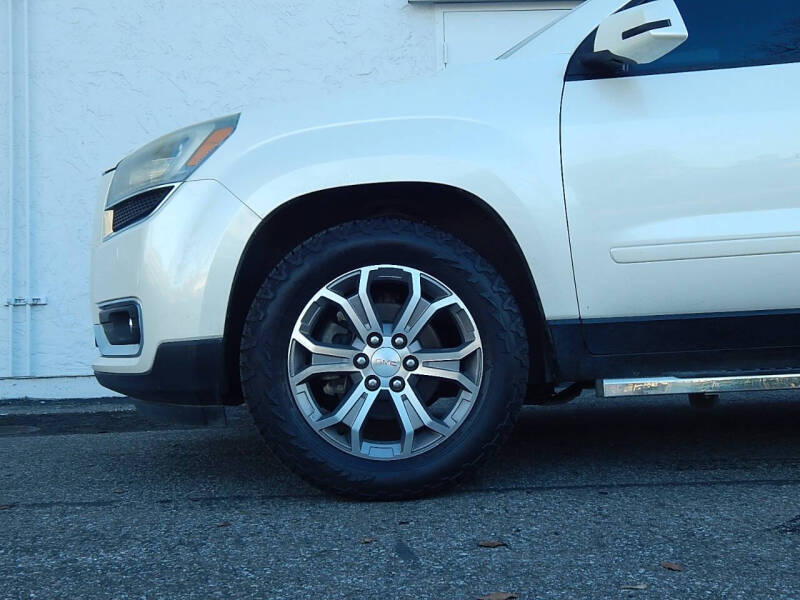 2015 GMC Acadia SLE-2