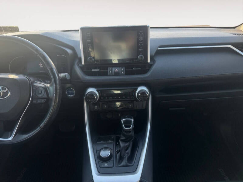 2020 Toyota RAV4 Hybrid XSE