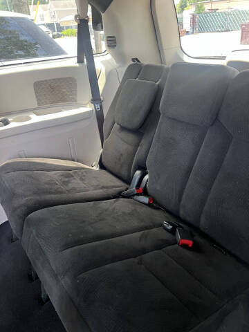 2015 Dodge Grand Caravan American Value Package