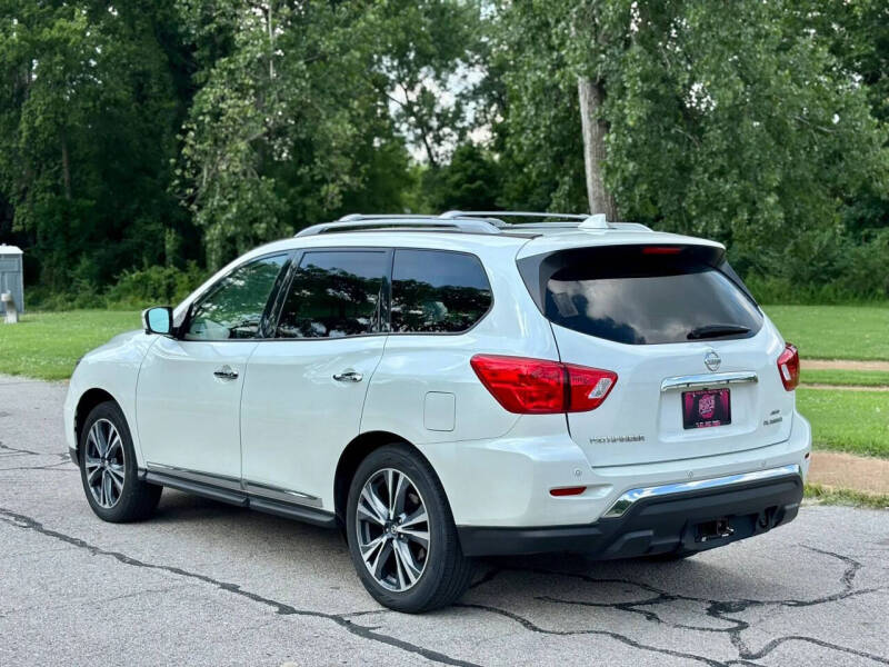 2019 Nissan Pathfinder Platinum