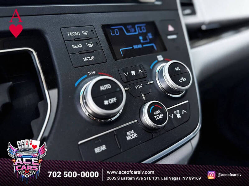 2017 Toyota Sienna