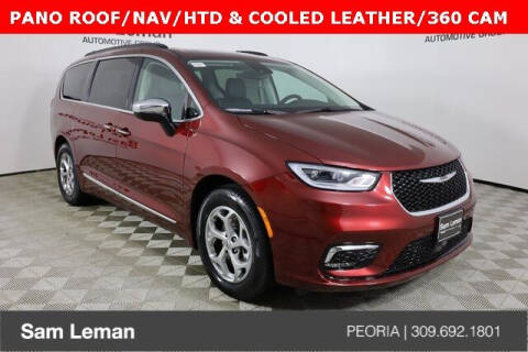 2023 Chrysler Pacifica for sale at Sam Leman Chrysler Jeep Dodge of Peoria in Peoria IL
