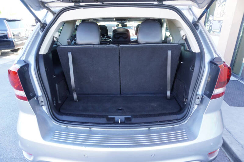 2020 Dodge Journey Crossroad