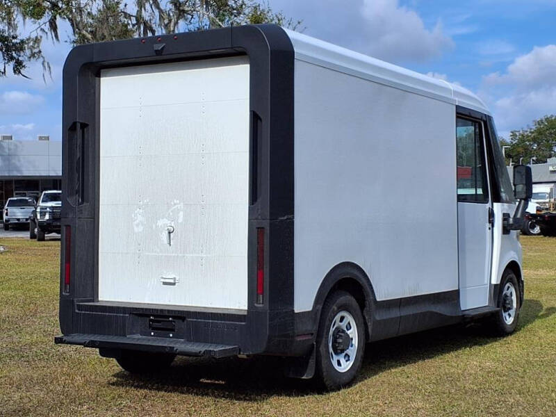 2025 Chevrolet BrightDrop 400