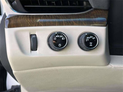 2018 Cadillac Escalade ESV Luxury