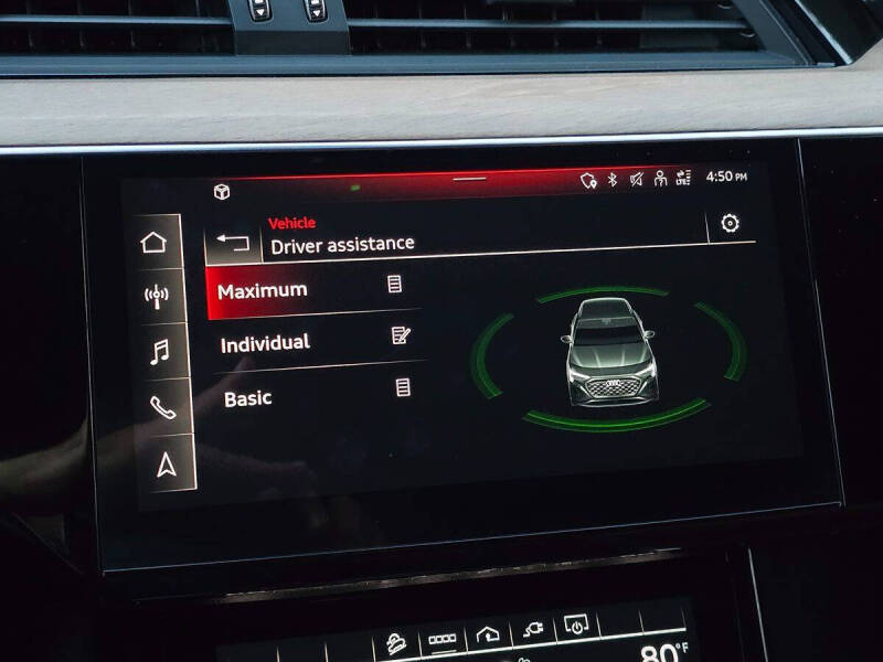 2024 Audi Q8 e-tron quattro Premium Plus