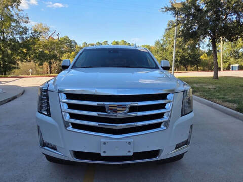 2017 Cadillac Escalade Luxury