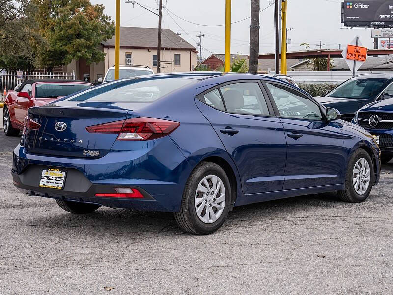 2019 Hyundai Elantra