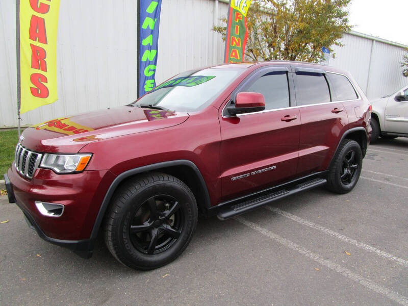 2017 Jeep Grand Cherokee Laredo