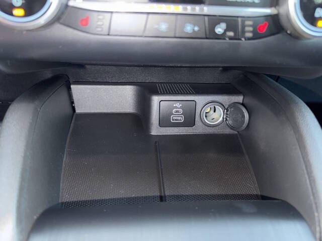 2025 Ford Escape Hybrid ST-Line