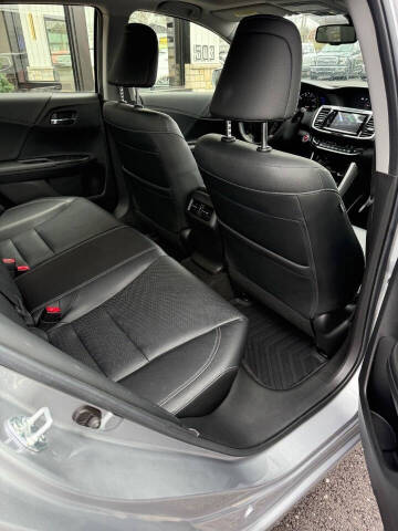 2017 Honda Accord Hybrid EX-L