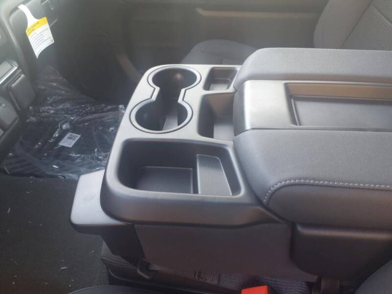 2025 GMC Sierra 2500HD Pro