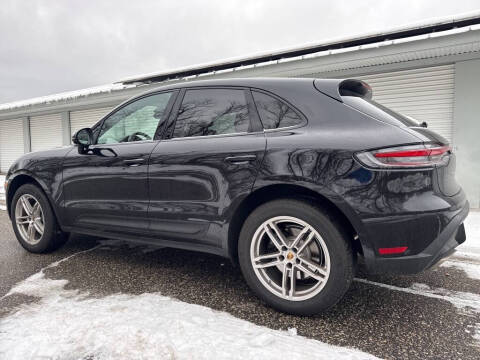 2025 Porsche Macan