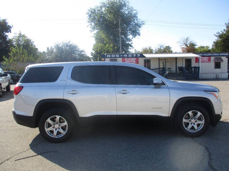 2017 GMC Acadia SLE-1