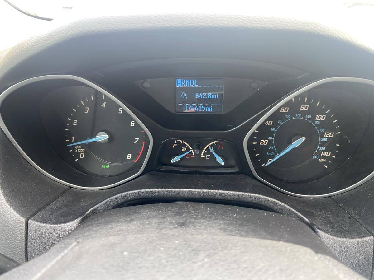 Gray 2014 Ford Focus S S 4dr Sedan 16