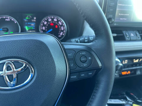 2021 Toyota RAV4 Hybrid XLE Premium