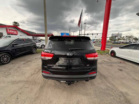 2017 Kia Sorento LX