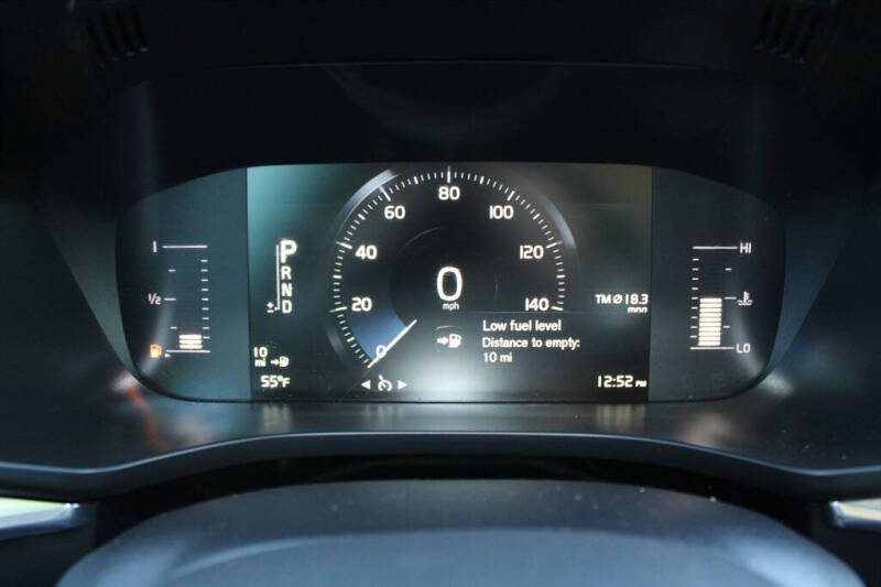 2019 Volvo XC60 T6 Momentum