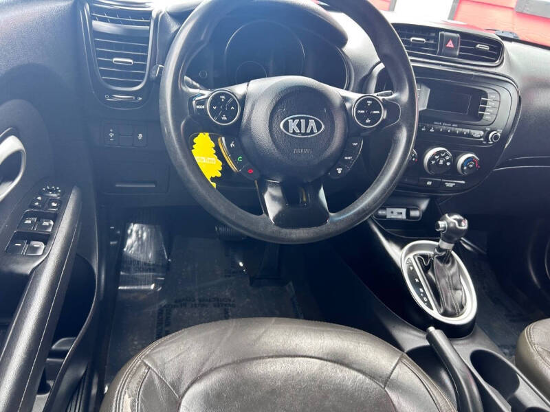 2015 Kia Soul +