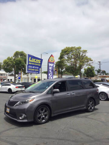 2016 Toyota Sienna SE Premium 8-Passenger