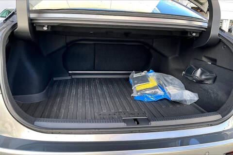 2024 Toyota Crown Platinum