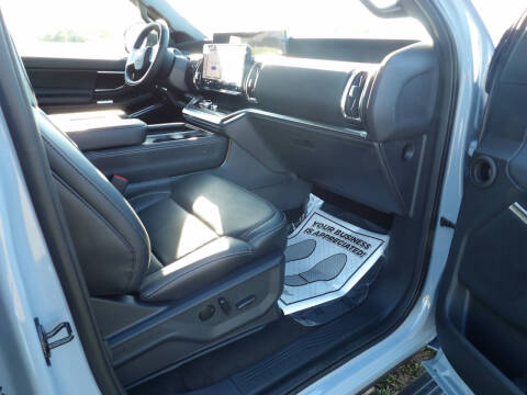 2025 Ford Expedition MAX Platinum