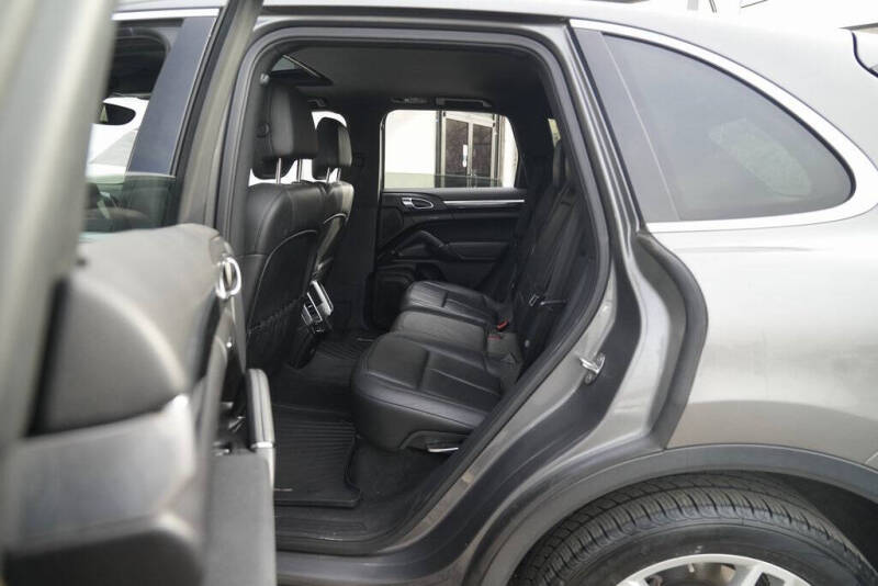 2012 Porsche Cayenne