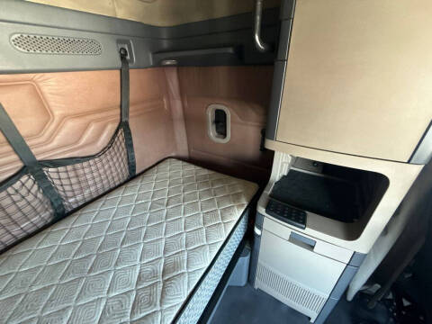 2012 Freightliner Cascadia