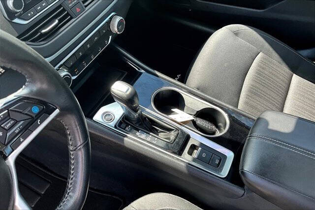 2022 Nissan Altima 2.5 SV