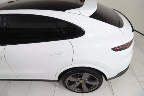 2023 Porsche Cayenne