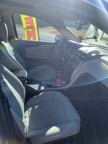 2011 Chevrolet Traverse LTZ