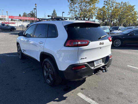 2017 Jeep Cherokee 75th Anniversary