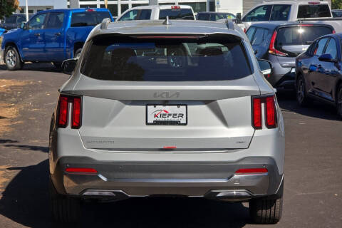 2025 Kia Sorento Hybrid EX