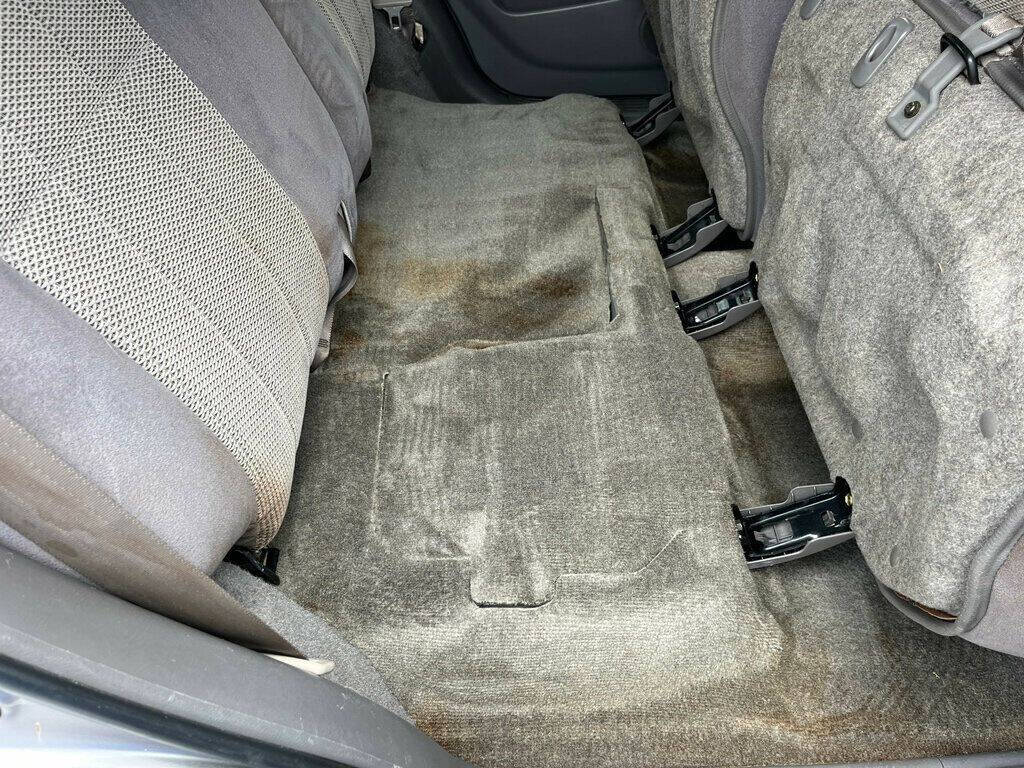 2002 Toyota 4Runner 29