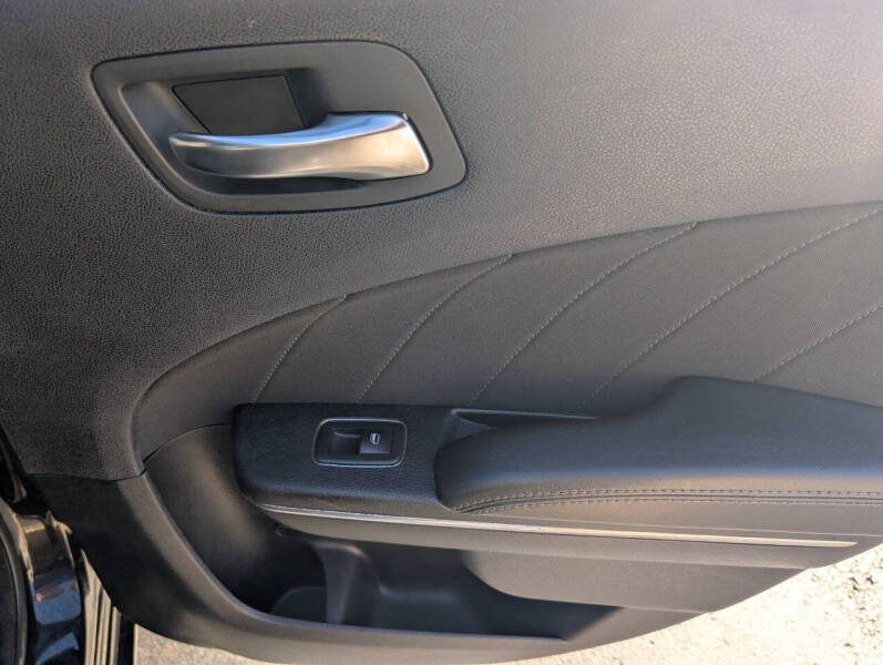 2016 Dodge Charger SXT