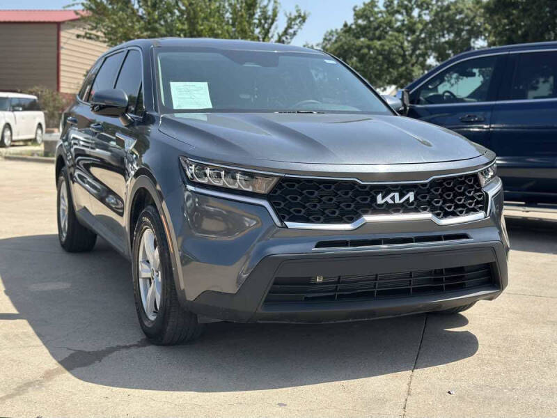 2023 Kia Sorento LX