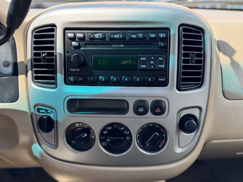 2003 Ford Escape XLT Popular 2