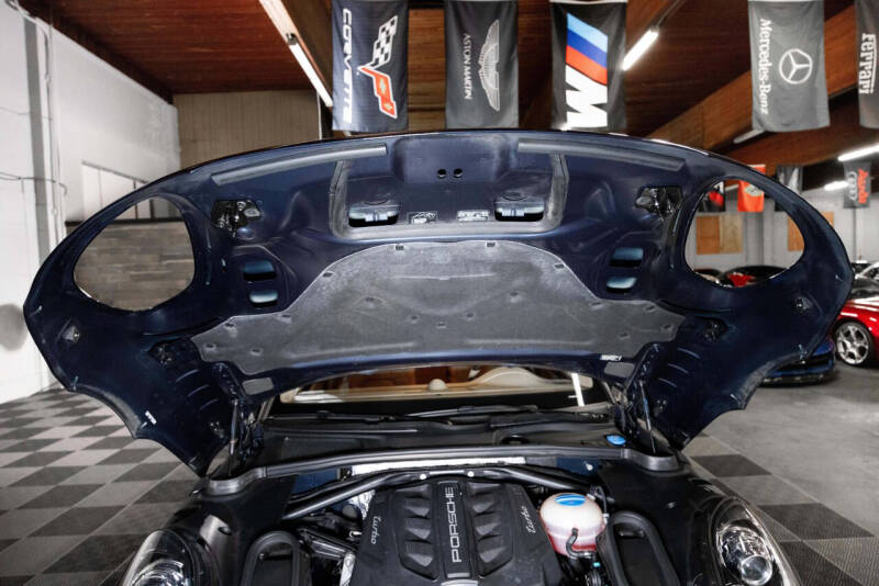 2015 Porsche Macan S