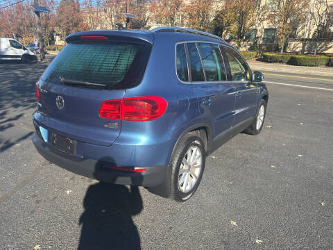 2017 Volkswagen Tiguan 2.0T Wolfsburg Edition 4Motion