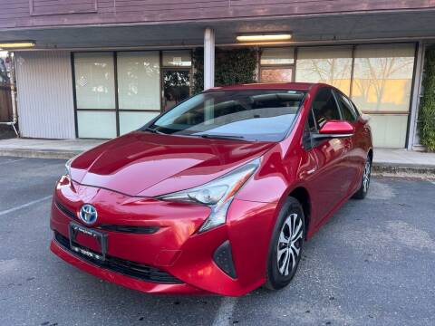 2017 Toyota Prius for sale at LG Auto Sales in Rancho Cordova CA