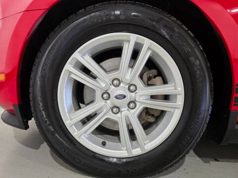 2012 Ford Mustang V6