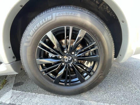 2020 Infiniti QX80 Luxe