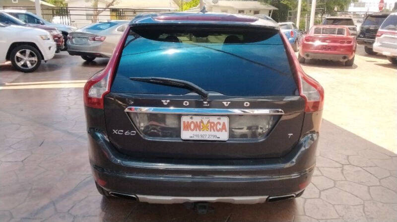 2016 Volvo XC60 T5 Drive-E Platinum